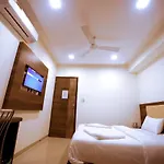 Hotel Precious Pearl